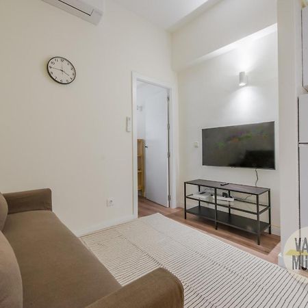 Elegante Apt Para 3 En Chueca A 1 Min De Gran Via Мадрид Экстерьер фото