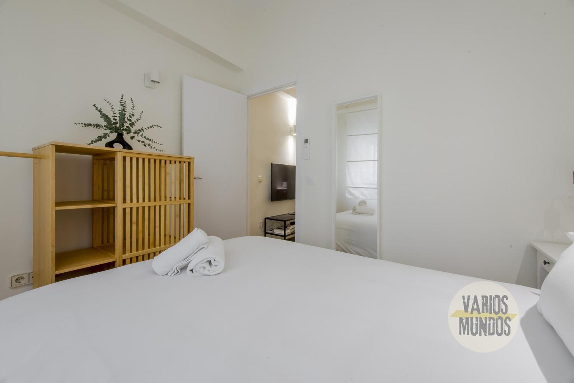 Elegante Apt Para 3 En Chueca A 1 Min De Gran Via Мадрид Экстерьер фото